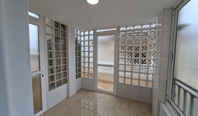 Brukt - Apartment -
Orihuela Costa - Costa Blanca