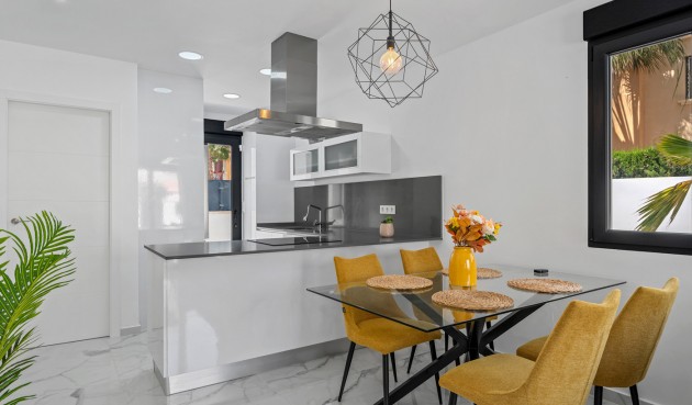 Reventa - Villa -
Torrevieja - Costa Blanca