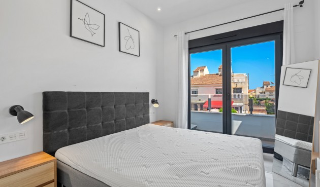 Reventa - Villa -
Torrevieja - Costa Blanca