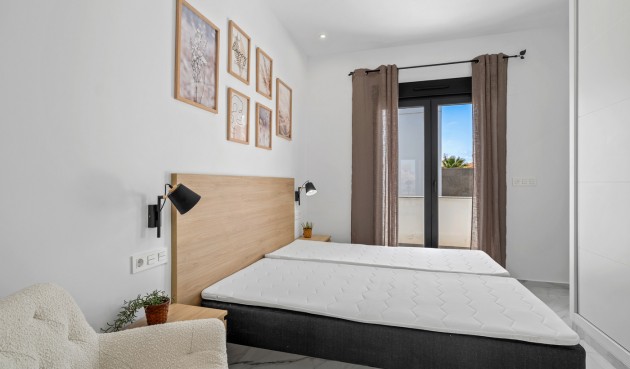 Reventa - Villa -
Torrevieja - Costa Blanca