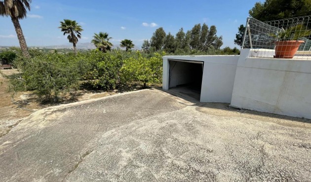 Resale - Villa -
El Rebolledo