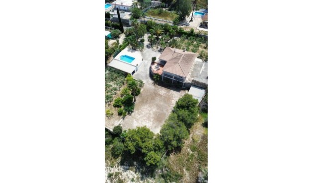 Resale - Villa -
El Rebolledo