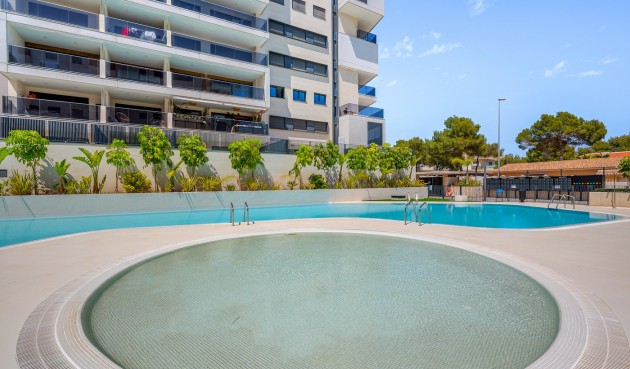Brukt - Apartment -
Dehesa de Campoamor - Costa Blanca