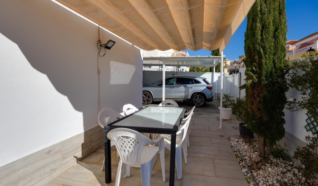 Brukt - Town House -
Orihuela Costa - Las Filipinas