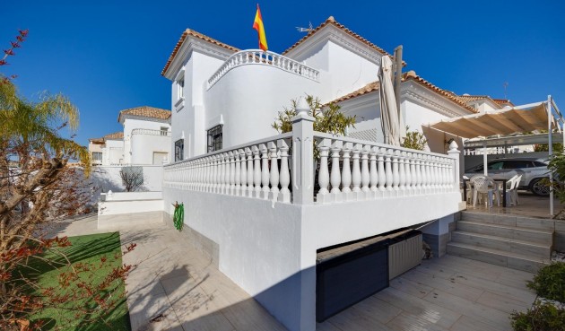 Brukt - Town House -
Orihuela Costa - Las Filipinas