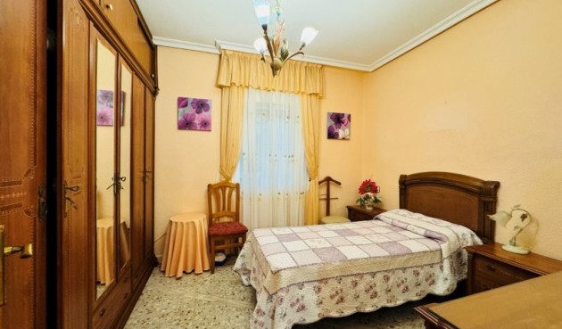 Brukt - Apartment -
La Mata - Costa Blanca