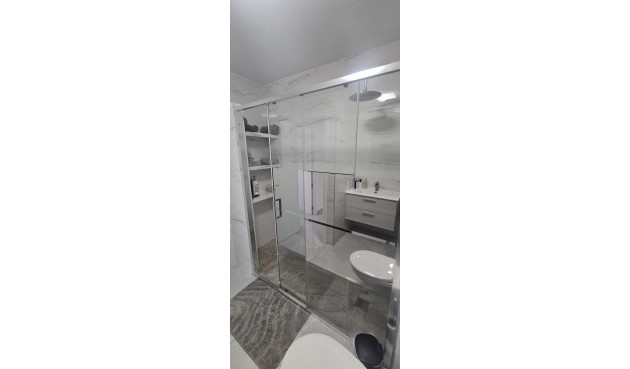 Brukt - Apartment -
Torrevieja - Acequion