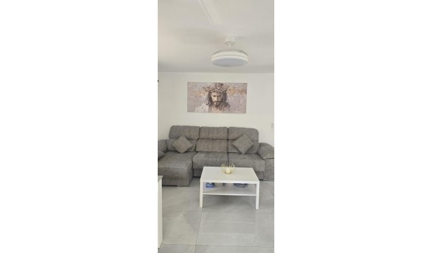 Brukt - Apartment -
Torrevieja - Acequion