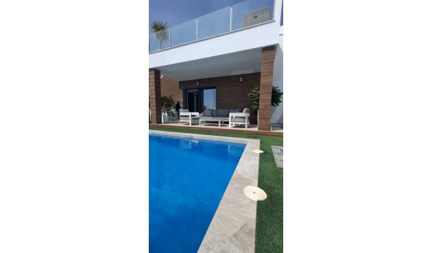 Brukt - Town House -
Orihuela - Desamparados-hurchillo-torremendo