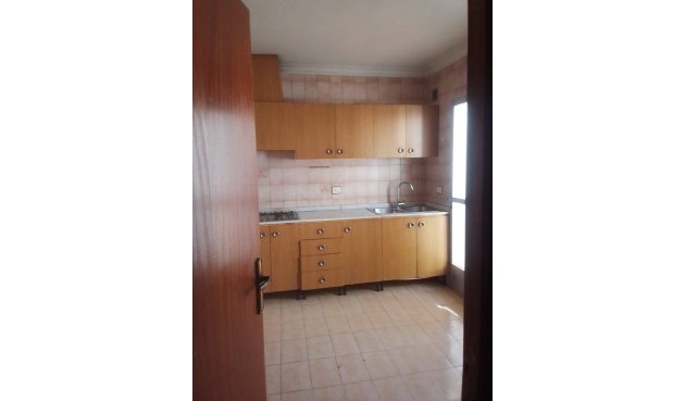 Brukt - Town House -
Lo Pagan - La Puntica