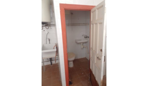 Brukt - Town House -
Lo Pagan - La Puntica