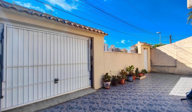Brukt - Town House -
Torrevieja - Costa Blanca