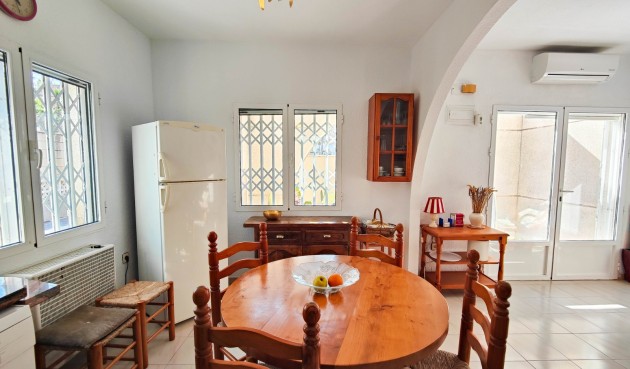 Brukt - Town House -
Torrevieja - Costa Blanca