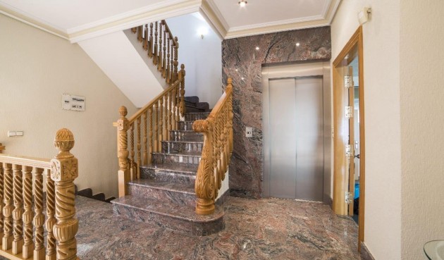 Brukt - Town House -
Los Alcazares - Centro