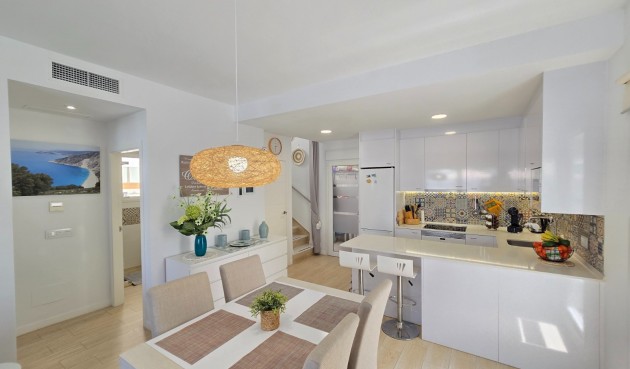 Brukt - Villa -
Pilar de la Horadada - Costa Blanca