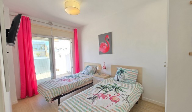 Brukt - Villa -
Pilar de la Horadada - Costa Blanca