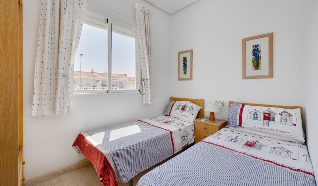 Brukt - Bungalow -
Torrevieja - aguas nuevas