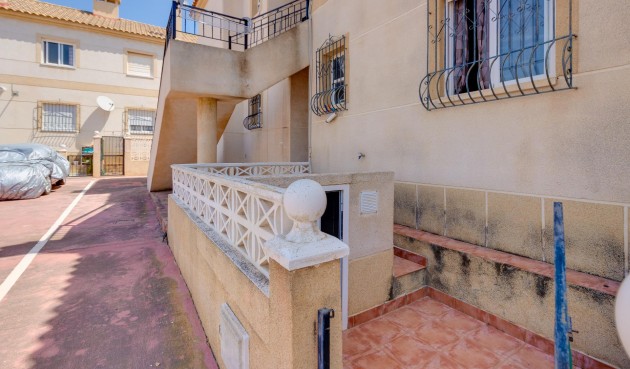 Brukt - Bungalow -
Torrevieja - aguas nuevas