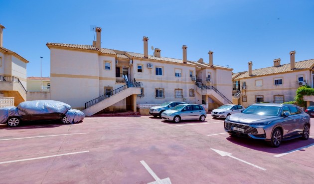 Brukt - Bungalow -
Torrevieja - aguas nuevas