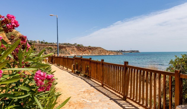 Brukt - Toppleilighet -
Orihuela Costa - Costa Blanca