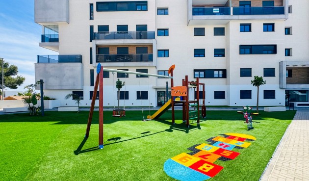 Brukt - Apartment -
Dehesa de Campoamor - Costa Blanca