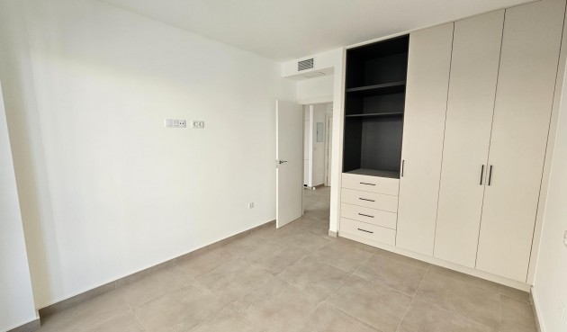 Brukt - Apartment -
Torrevieja - Paseo Maritimo