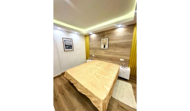 Brukt - Apartment -
Torrevieja - Centro - Muelle Pesquero