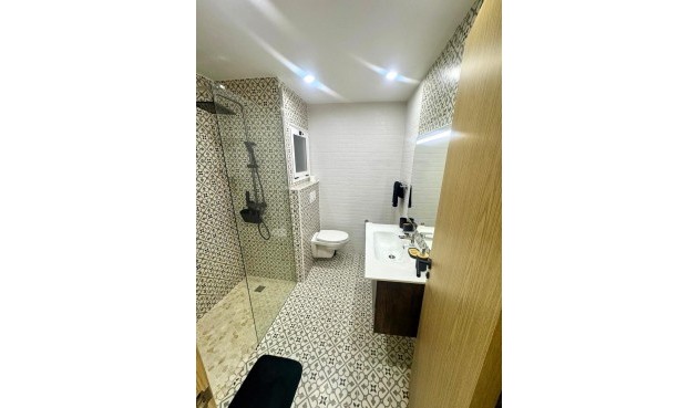 Brukt - Apartment -
Torrevieja - Centro - Muelle Pesquero
