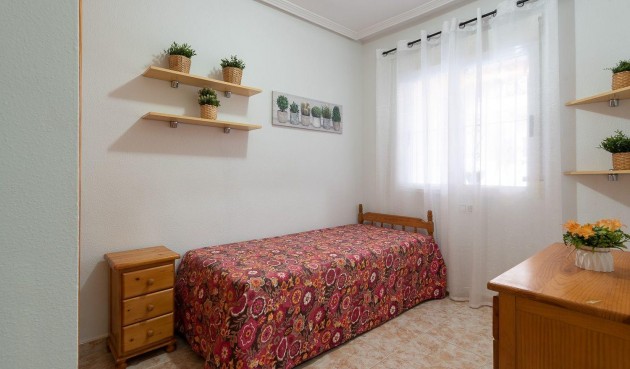 Brukt - Bungalow -
Orihuela Costa - La Regia