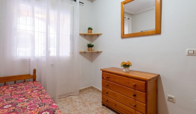 Brukt - Bungalow -
Orihuela Costa - La Regia