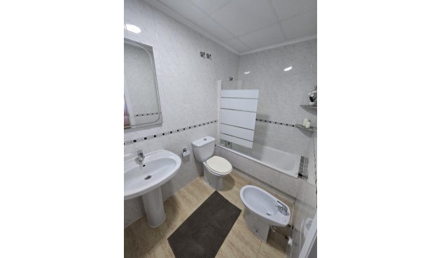 Brukt - Apartment -
Torrevieja - Torreblanca