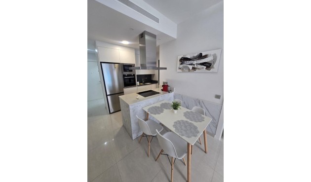 Brukt - Apartment -
Torrevieja - Estacion De Autobuses