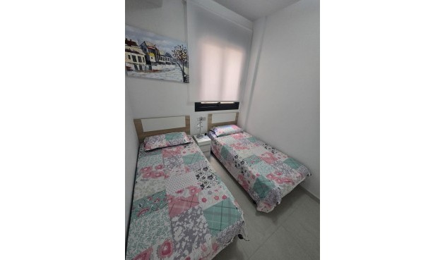 Brukt - Apartment -
Torrevieja - Estacion De Autobuses