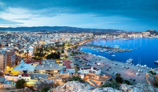 Nybygg - Toppleilighet -
Aguilas - Playa del Hornillo