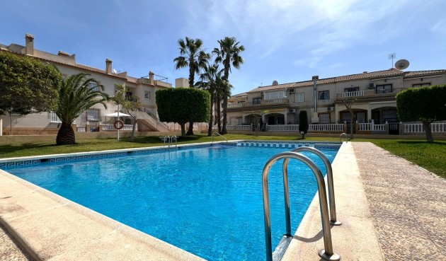 Brukt - Bungalow -
Torrevieja - aguas nuevas