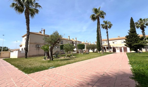 Brukt - Bungalow -
Torrevieja - aguas nuevas