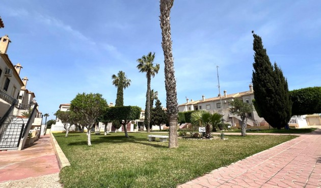 Brukt - Bungalow -
Torrevieja - aguas nuevas