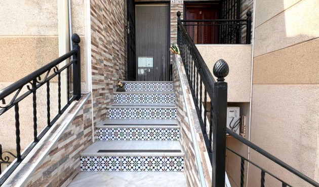 Brukt - Bungalow -
Torrevieja - aguas nuevas