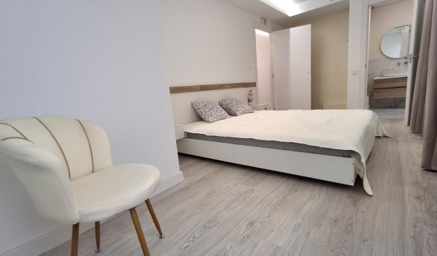 Brukt - Apartment -
Torrevieja - Acequion