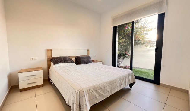 Brukt - Villa -
Orihuela Costa - Lomas de Cabo Roig