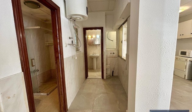 Brukt - Apartment -
Torrevieja - Centro