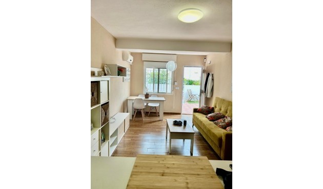 Brukt - Apartment -
Torrevieja - Sector 25