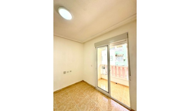 Brukt - Apartment -
Torrevieja - Centro