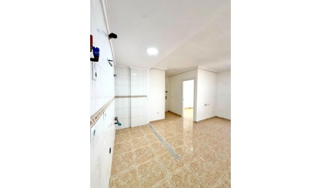Brukt - Apartment -
Torrevieja - Centro