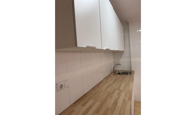 Brukt - Apartment -
Torrevieja - Centro