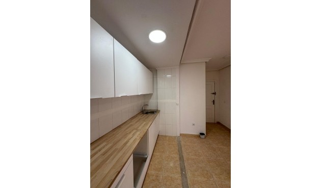 Brukt - Apartment -
Torrevieja - Centro