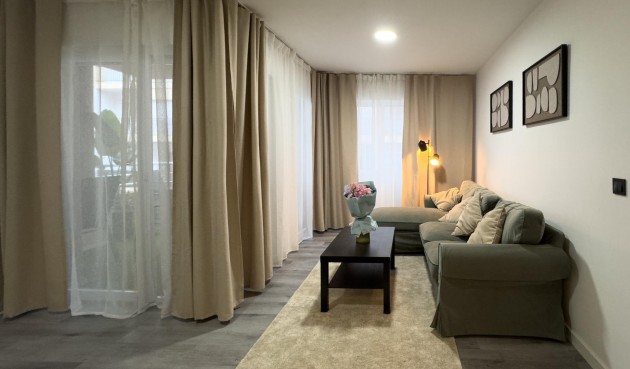 Brukt - Apartment -
Torrevieja - Centro