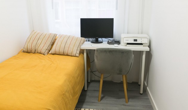 Brukt - Apartment -
Torrevieja - Centro