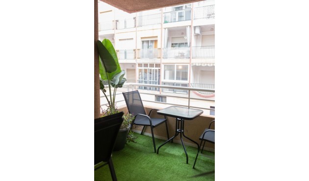 Brukt - Apartment -
Torrevieja - Centro