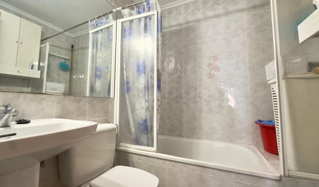 Brukt - Apartment -
Torrevieja - Acequion